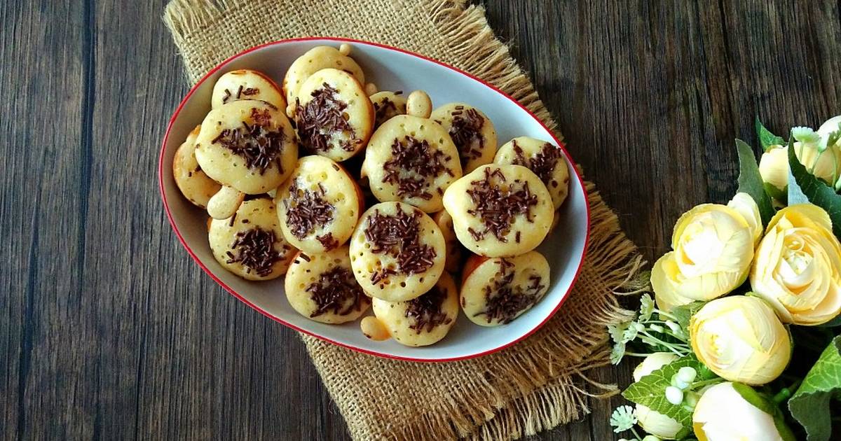 Kue Cubit: Mini Pancake Bites with Toppings